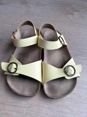 Old Navy Yellow Buckle Strap Kids Sandals